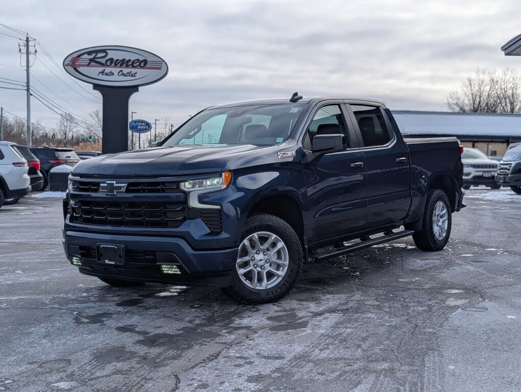2023 Chevrolet Silverado 1500 RST Crew Cab 4WD