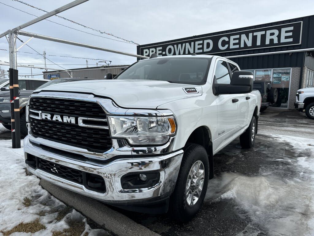 2023 RAM 2500 Big Horn Crew Cab 4WD