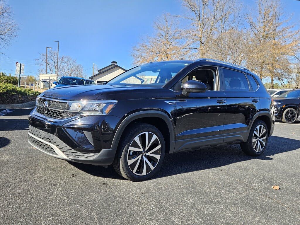 2023 Volkswagen Taos SE FWD