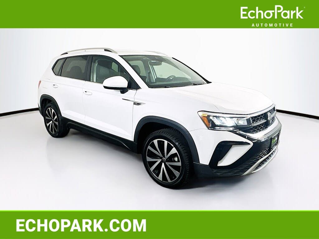 2024 Volkswagen Taos SE FWD