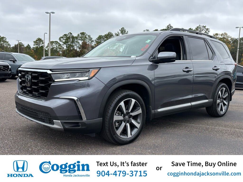 2025 Honda Pilot Touring FWD