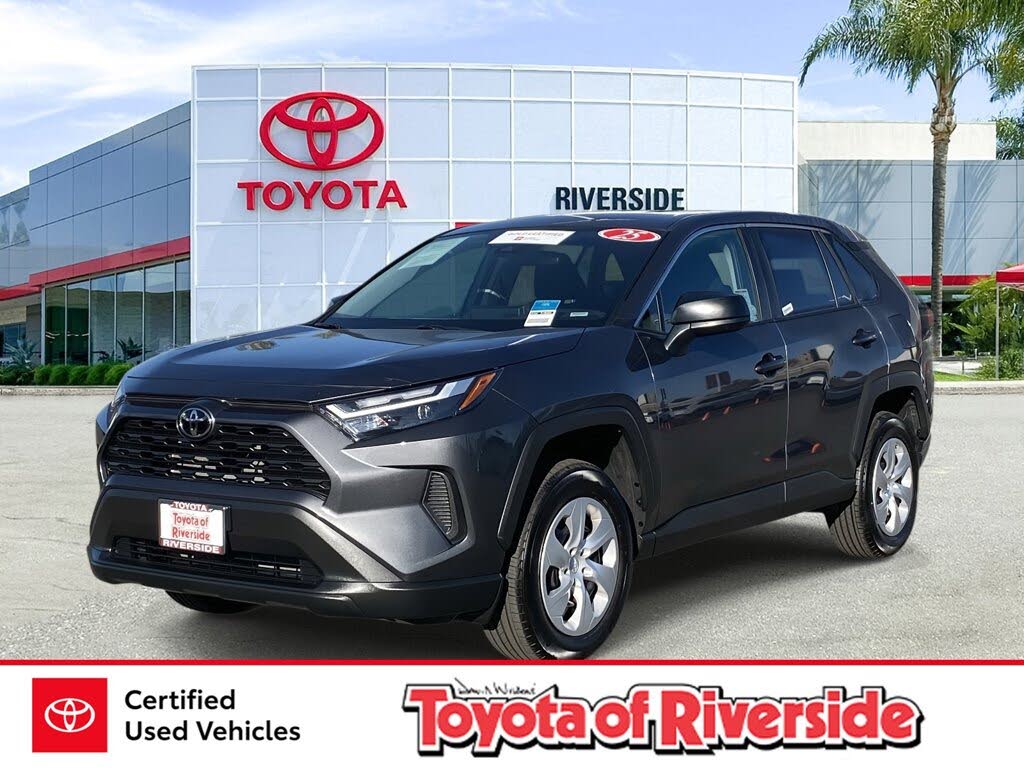 2025 Toyota RAV4 LE AWD
