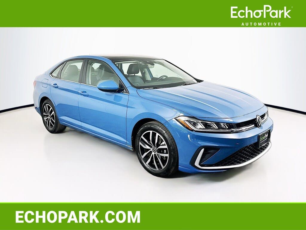 2025 Volkswagen Jetta SE FWD