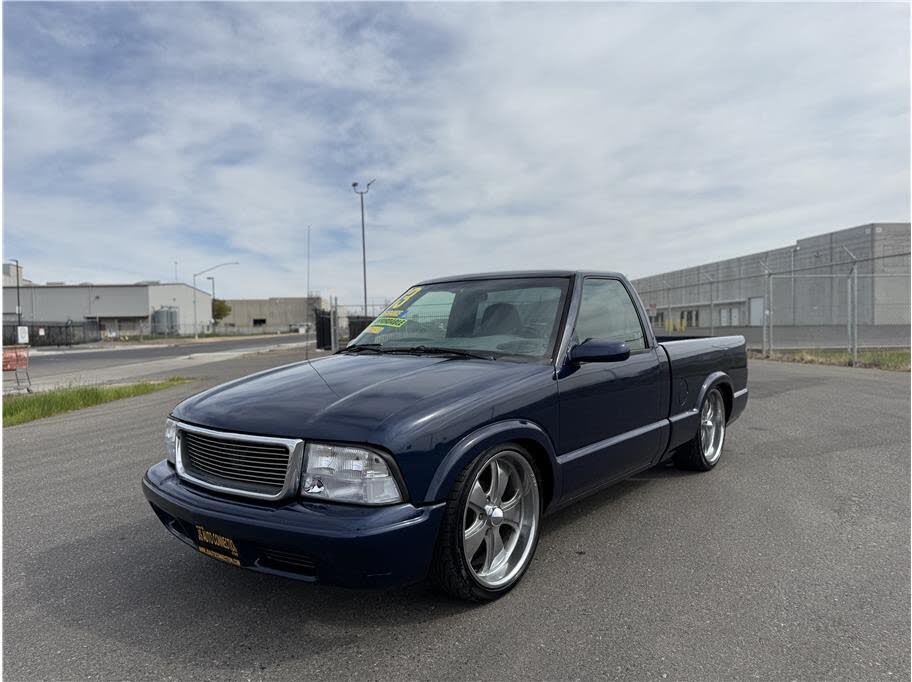 2003 GMC Sonoma SLS 2WD