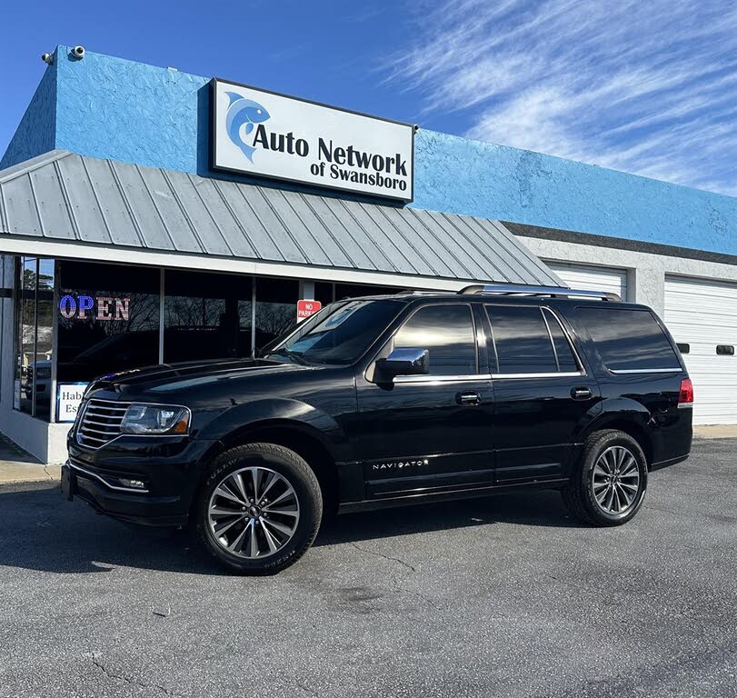 2017 Lincoln Navigator Select 4WD