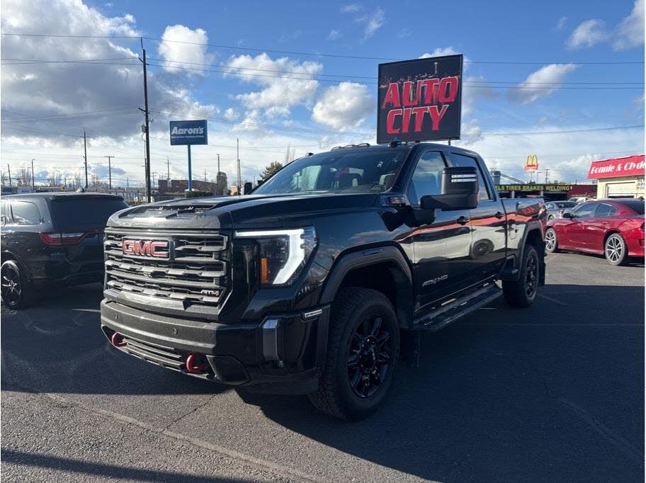 2024 GMC Sierra 2500HD AT4 Crew Cab 4WD