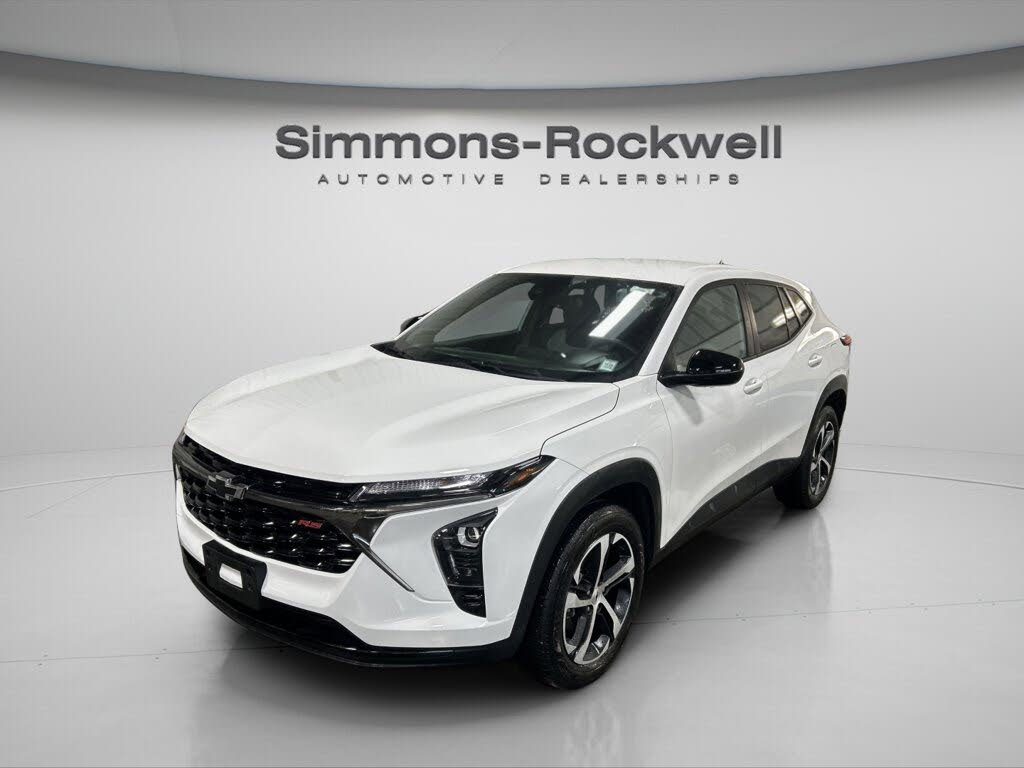 2025 Chevrolet Trax RS with 1RS FWD