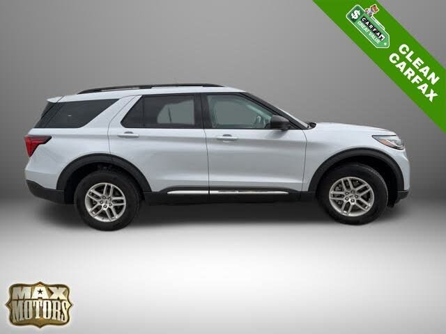 2025 Ford Explorer Active AWD