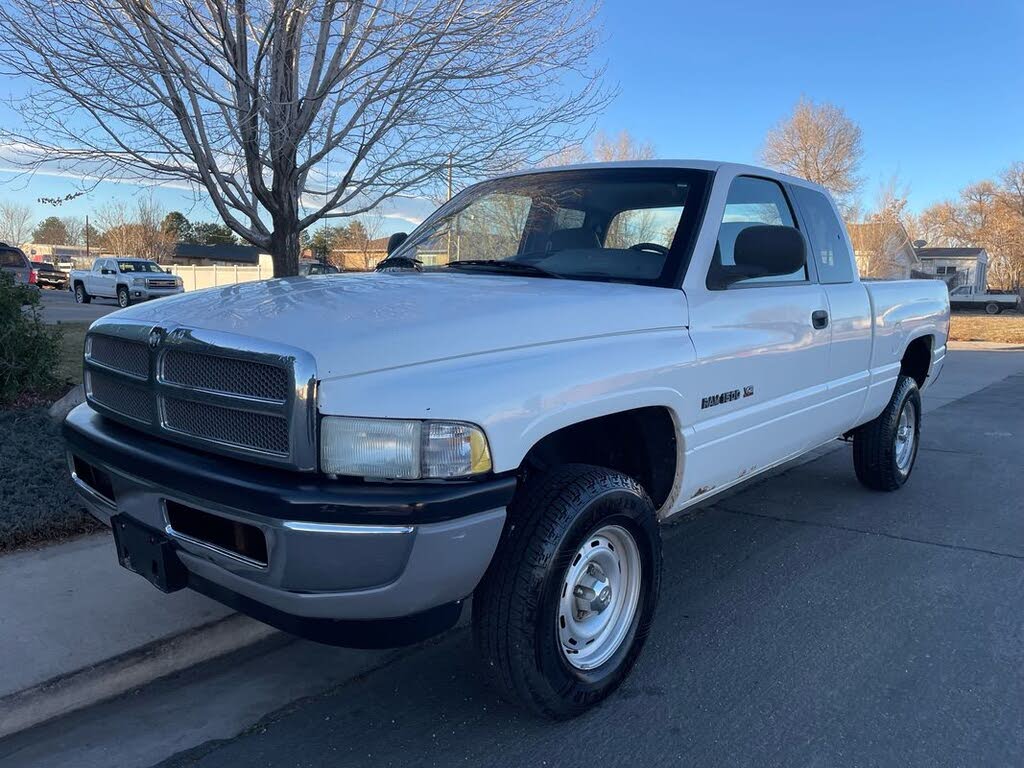 2001 Dodge RAM 1500 ST Club Cab 4WD