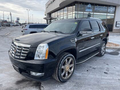 Cadillac Escalade Luxury 4WD 2013
