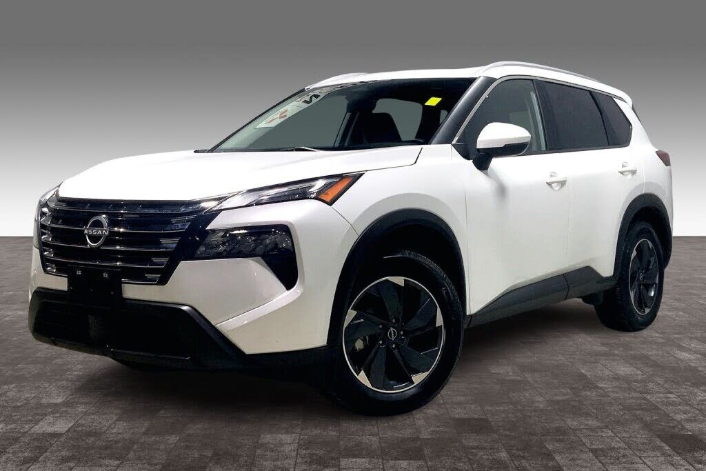 Nissan Rogue SV Moonroof AWD 2024