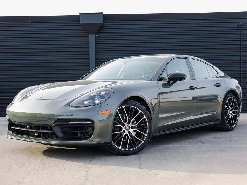 2023 Porsche Panamera Platinum Edition RWD