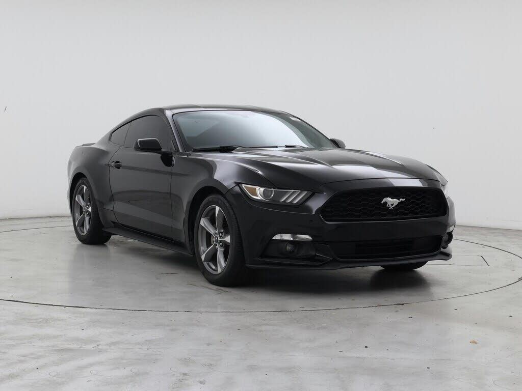 2016 Ford Mustang V6 Coupe RWD