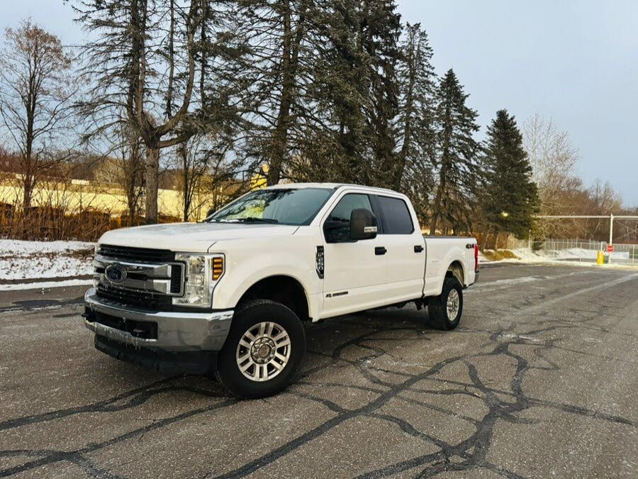 2019 Ford F-250 Super Duty XLT Crew Cab 4WD