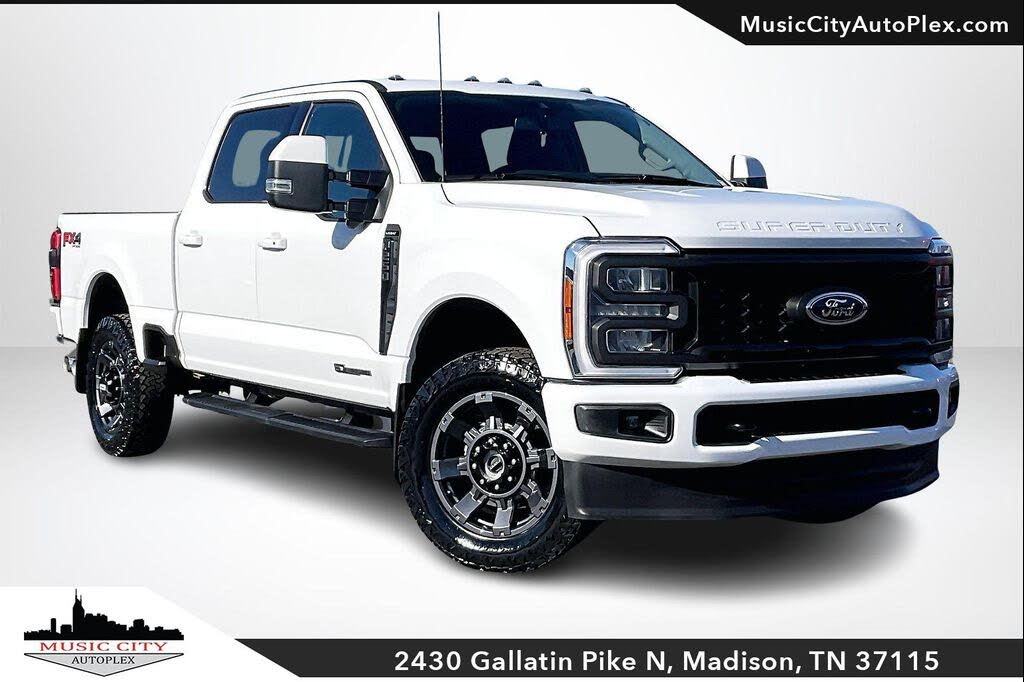 2023 Ford F-250 Super Duty Lariat Crew Cab 4WD
