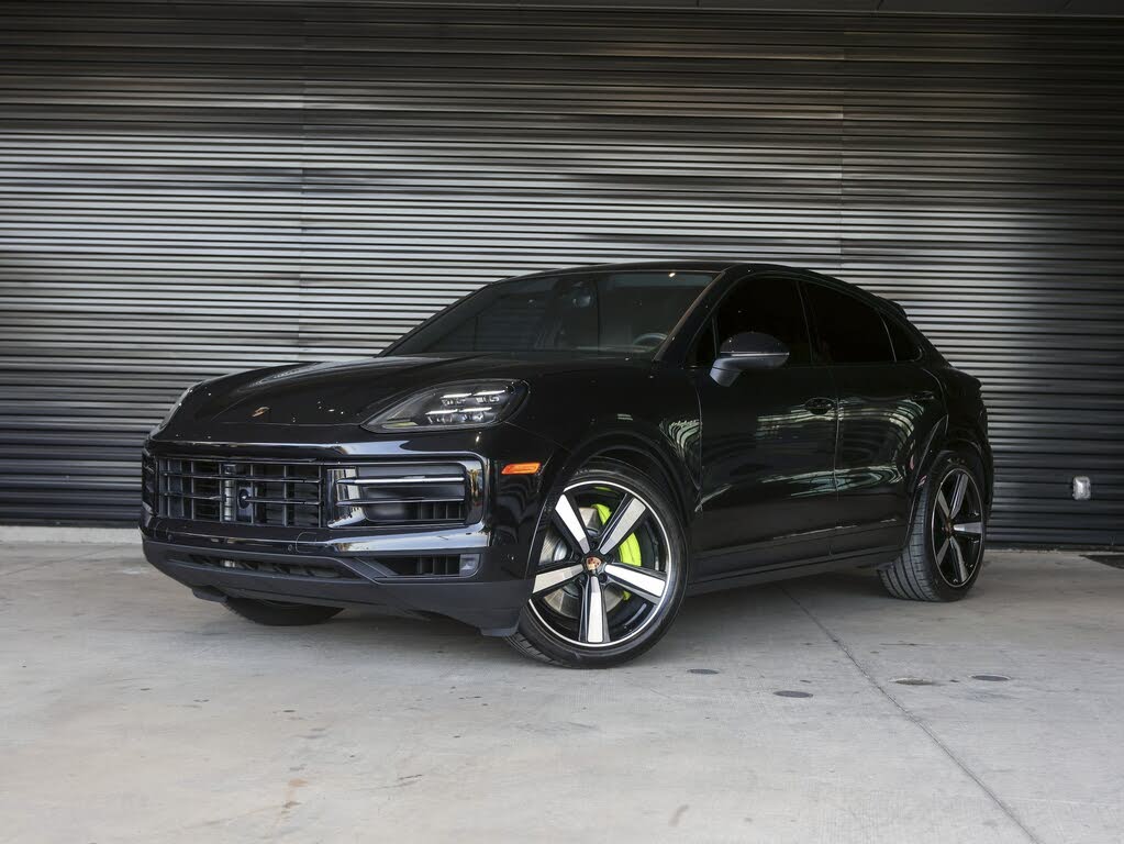 2025 Porsche Cayenne Coupe AWD