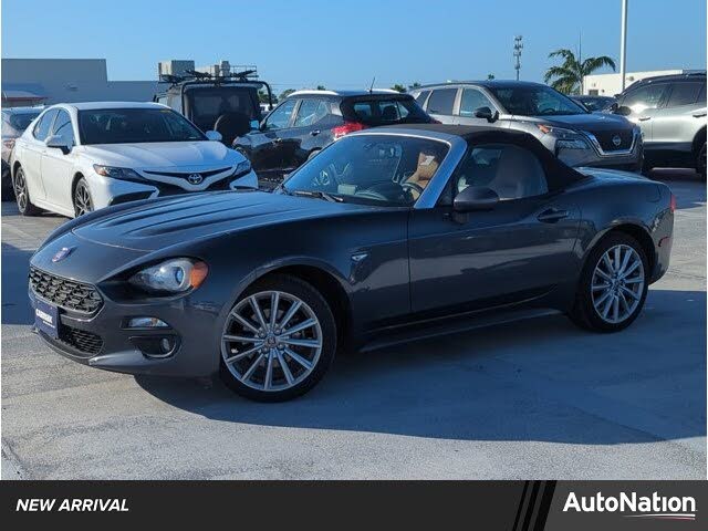 2017 FIAT 124 Spider Lusso RWD