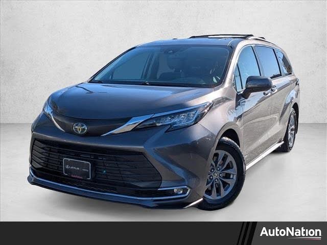 2021 Toyota Sienna XLE 7-Passenger AWD