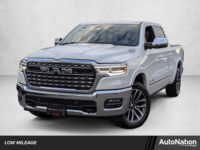 2025 RAM 1500 Limited Crew Cab 4WD