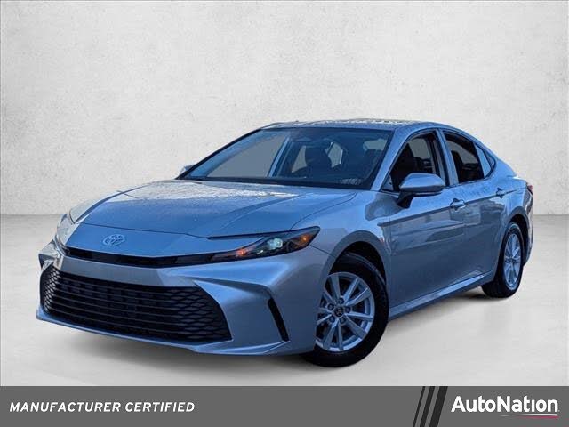 2025 Toyota Camry LE FWD