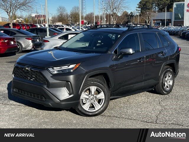 2025 Toyota RAV4 XLE FWD