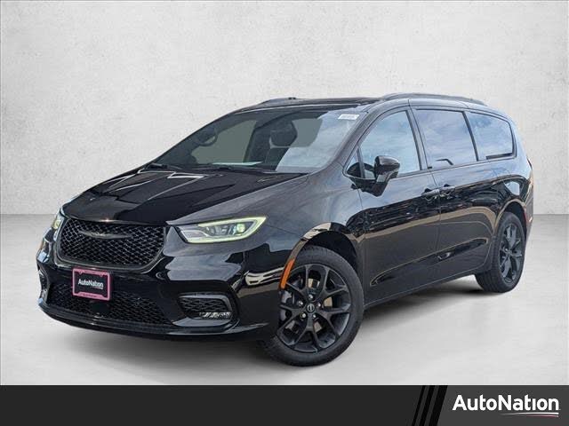 2026 Chrysler Pacifica Limited AWD