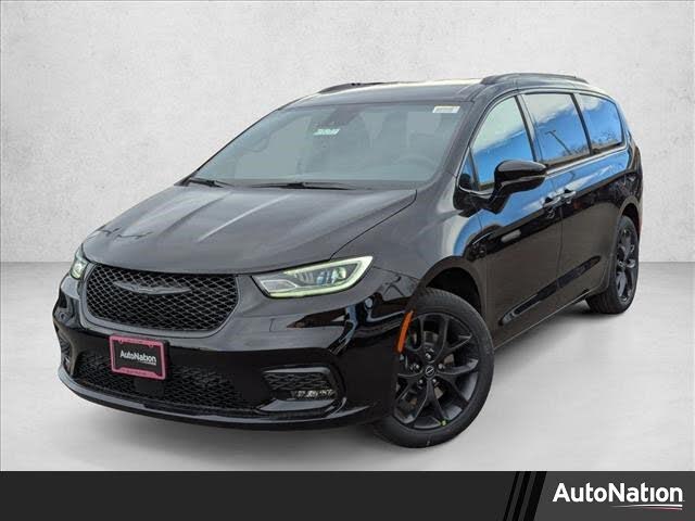 2026 Chrysler Pacifica Select AWD