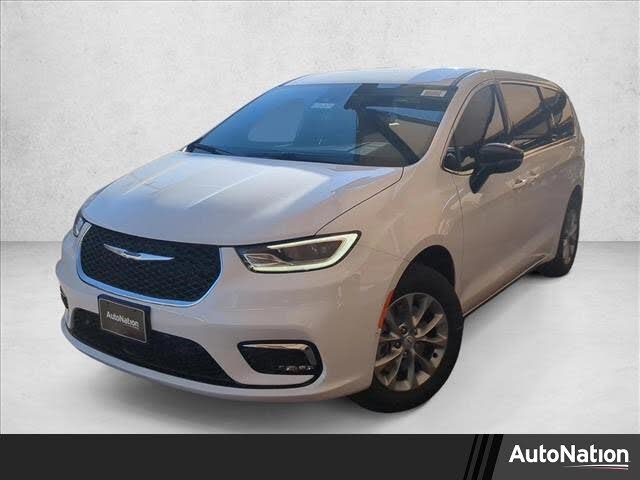 2026 Chrysler Pacifica Select AWD