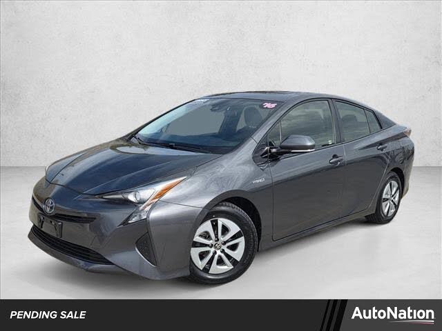 2016 Toyota Prius Three FWD