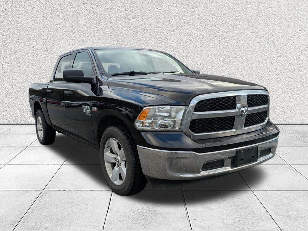 2022 RAM 1500 Classic SLT Crew Cab 4WD