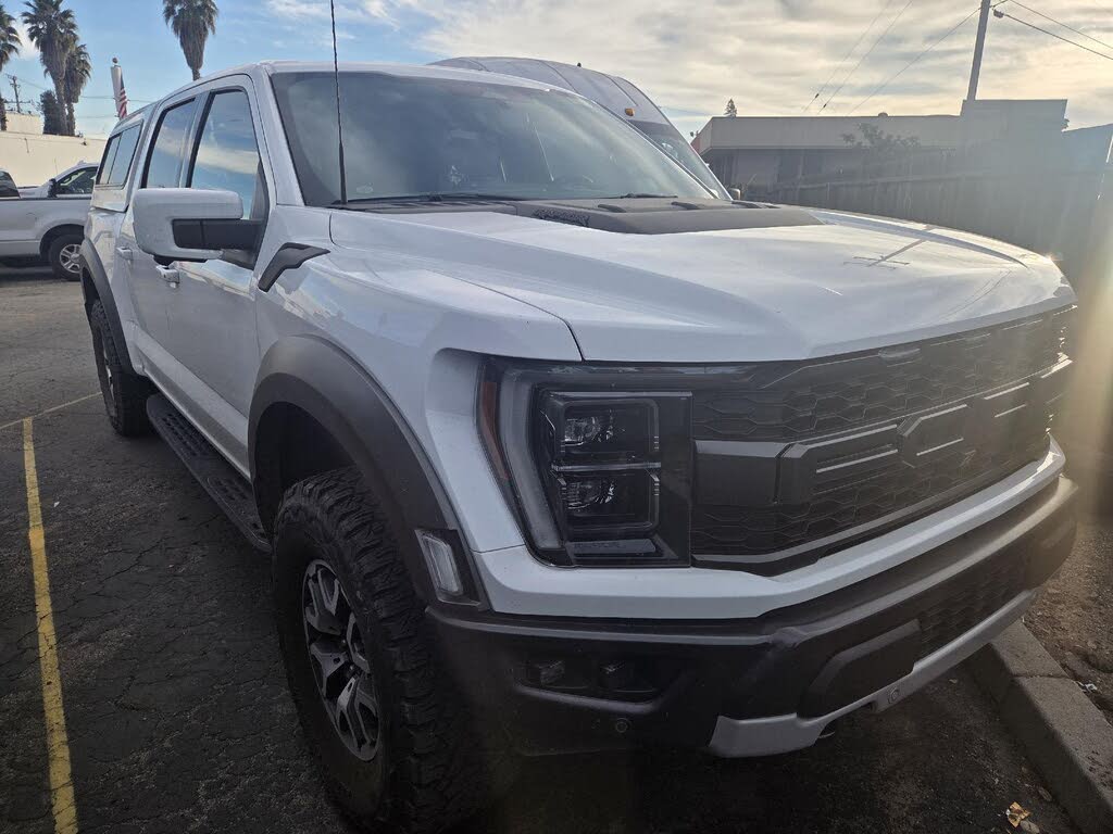 2022 Ford F-150 Raptor SuperCrew 4WD