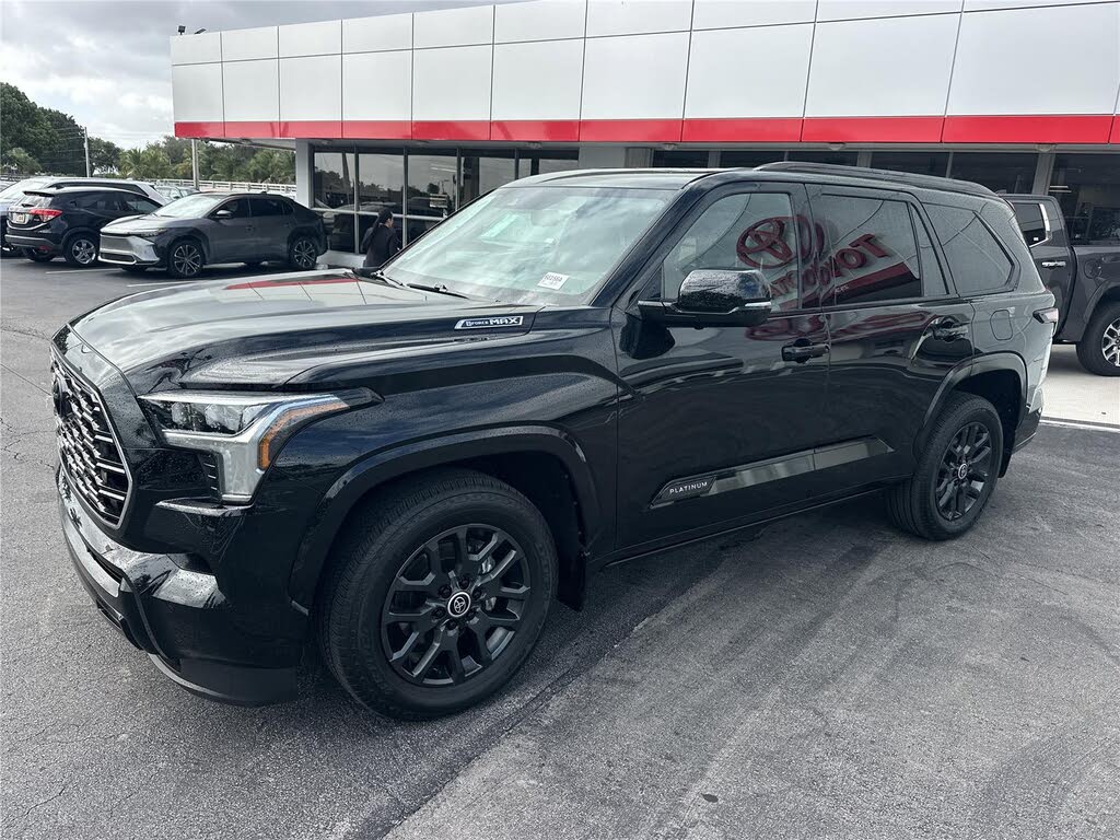 2024 Toyota Sequoia Platinum RWD