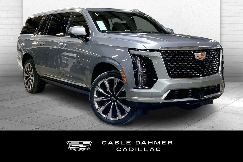 2026 Cadillac Escalade ESV Luxury 4WD