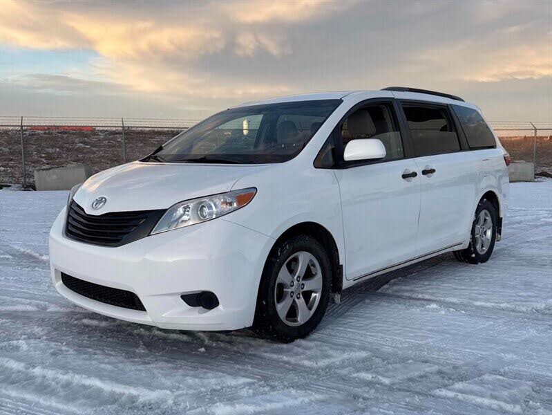 2017 Toyota Sienna L 7-Passenger FWD