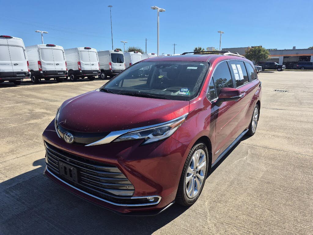 2021 Toyota Sienna Platinum 7-Passenger FWD