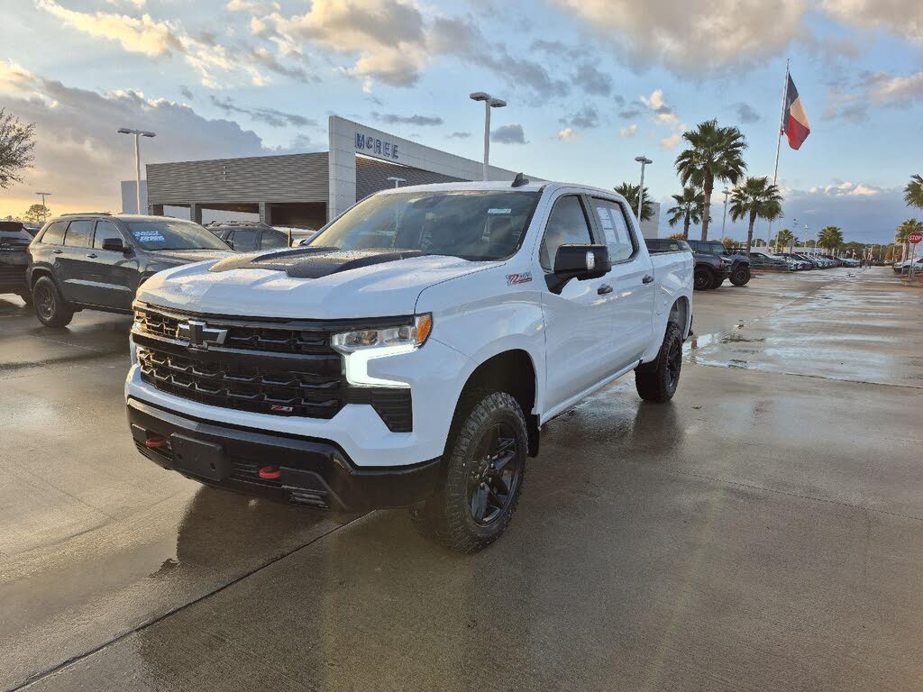 2022 Chevrolet Silverado 1500 LT Trail Boss Crew Cab 4WD