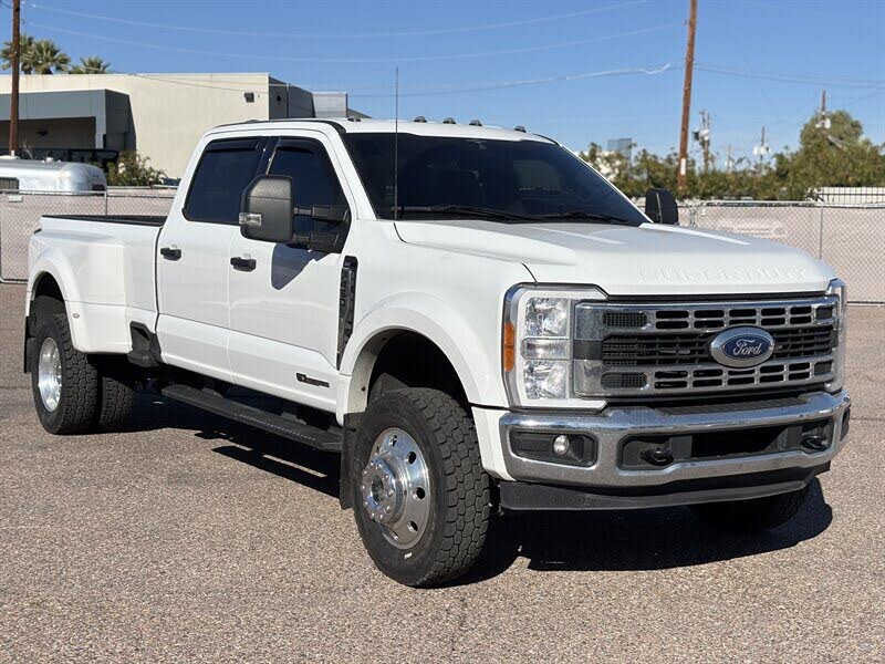 2023 Ford F-450 Super Duty XLT Crew Cab LB DRW 4WD