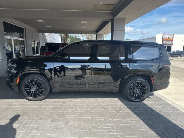 2023 Jeep Grand Wagoneer Series II 4WD