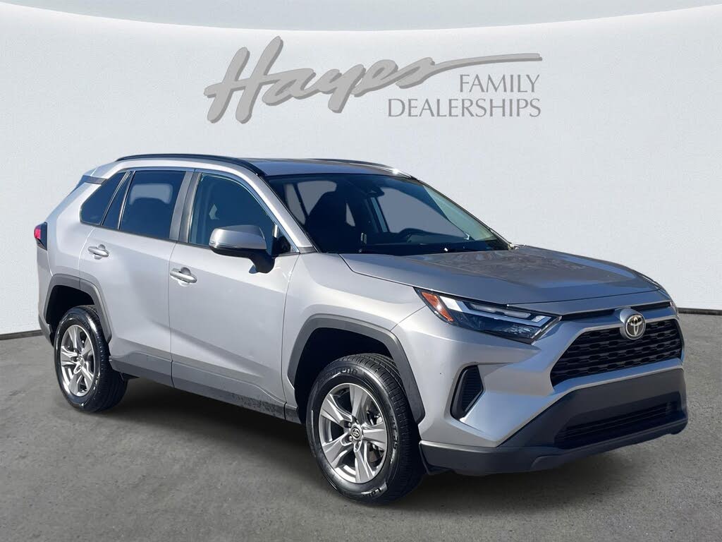 2024 Toyota RAV4 XLE FWD