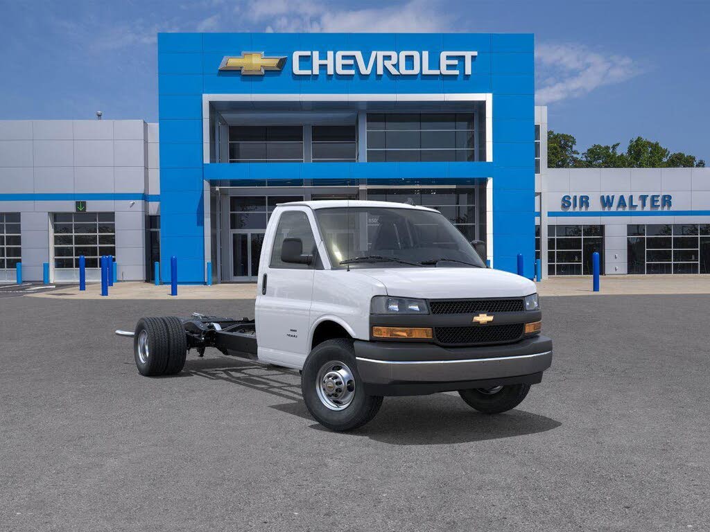 2025 Chevrolet Express Chassis 3500 Cutaway 177