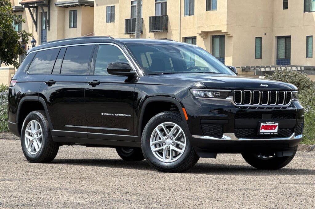 2025 Jeep Grand Cherokee L Laredo X RWD