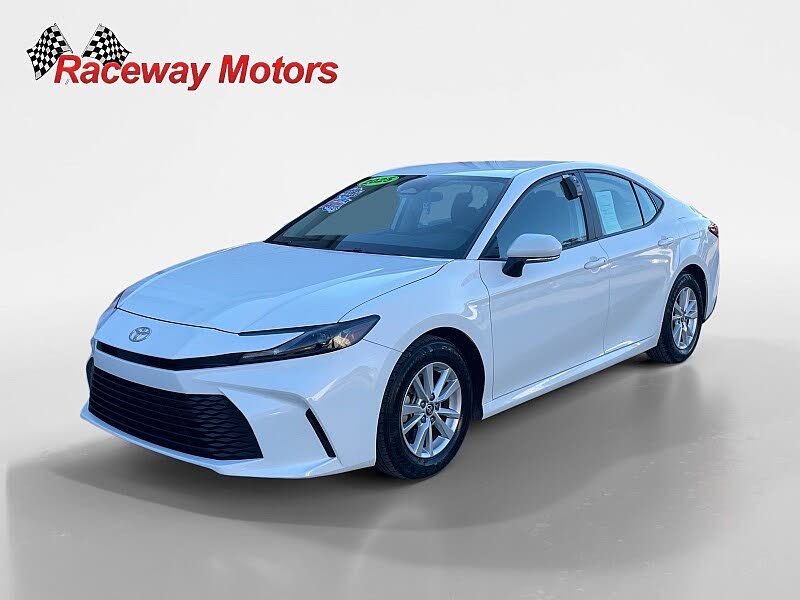 2025 Toyota Camry LE FWD