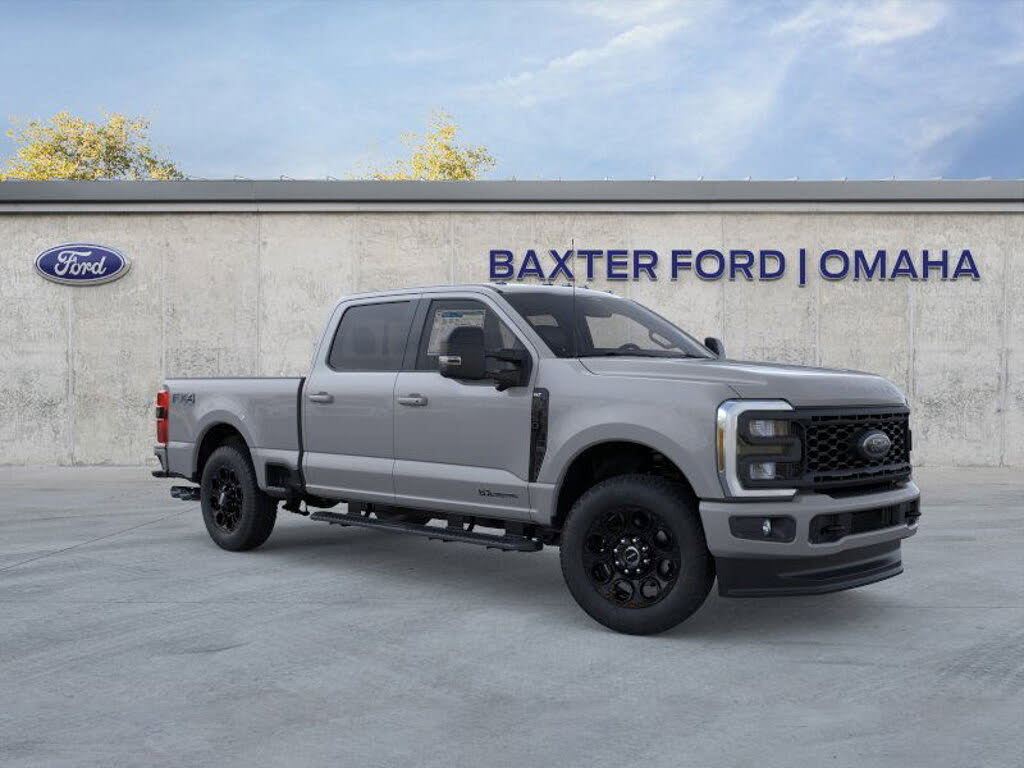 2025 Ford F-250 Super Duty XLT Crew Cab 4WD