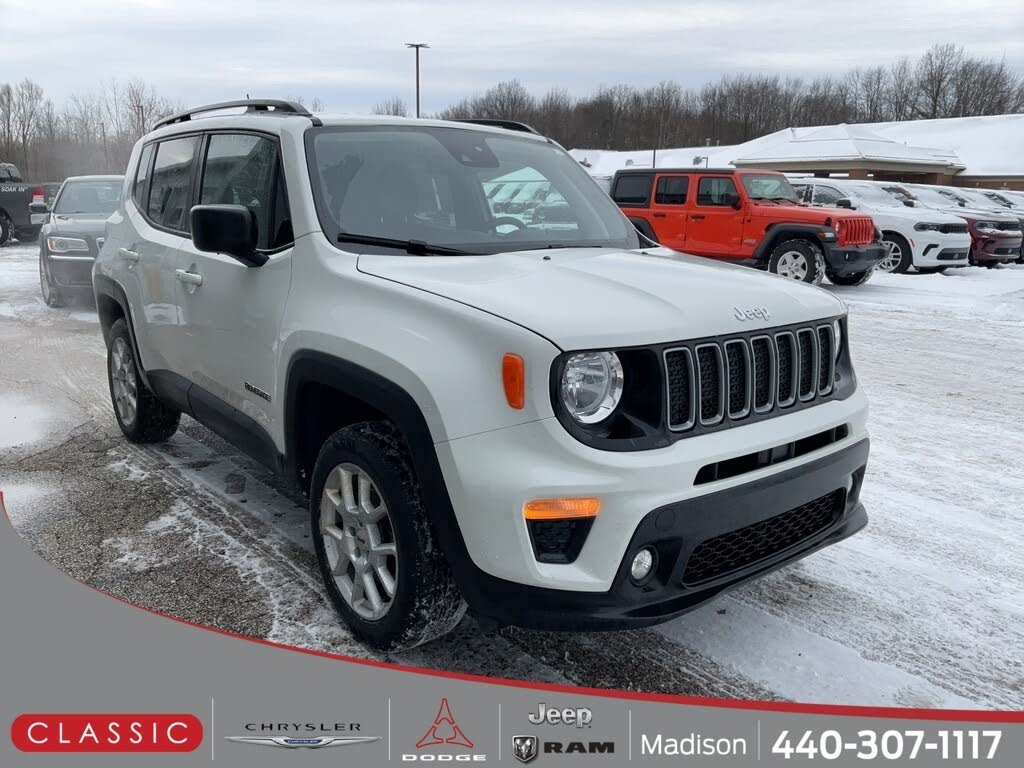 2022 Jeep Renegade Latitude 4WD