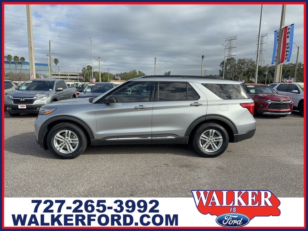 2023 Ford Explorer XLT RWD