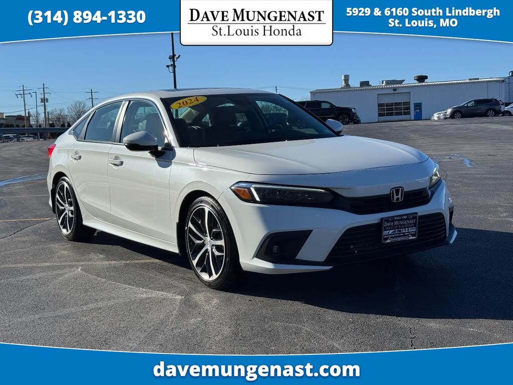 2024 Honda Civic Touring FWD