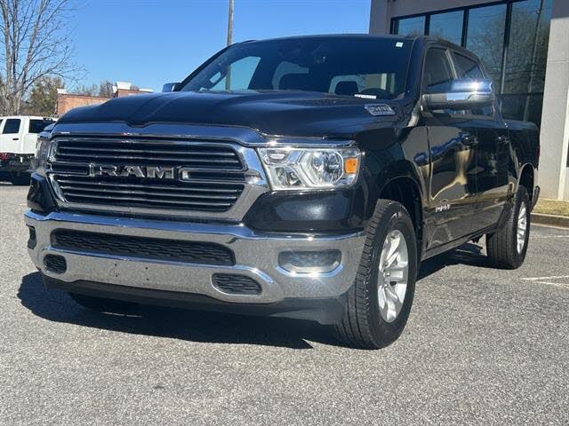 2024 RAM 1500 Laramie Crew Cab 4WD