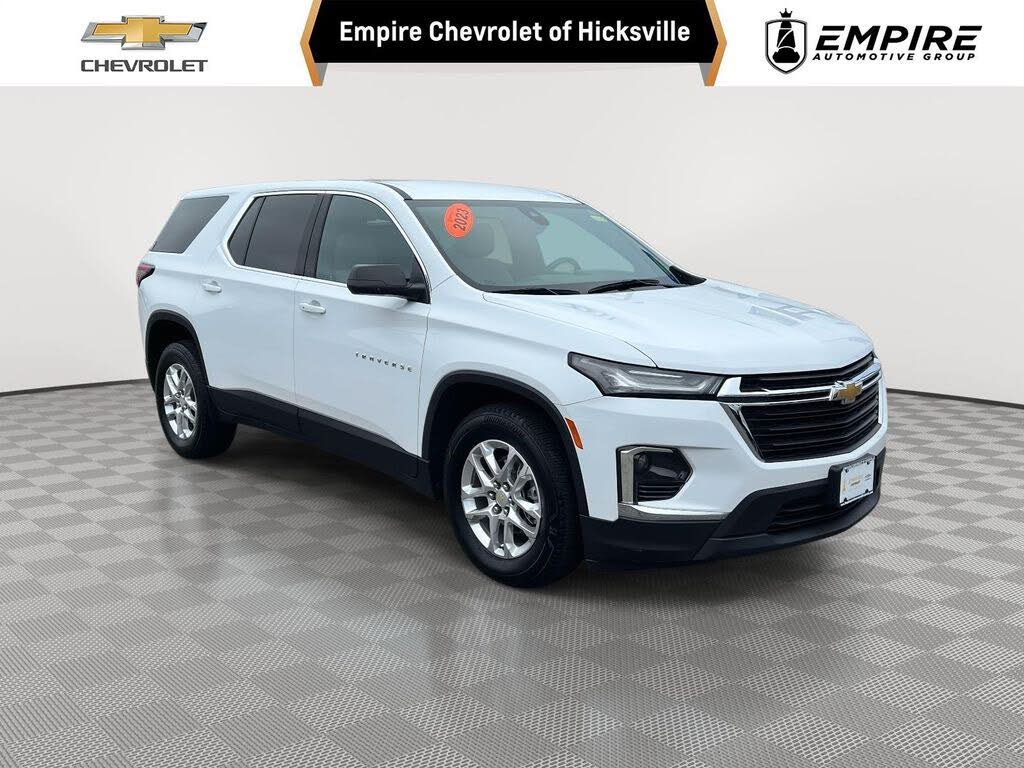 2023 Chevrolet Traverse LS AWD