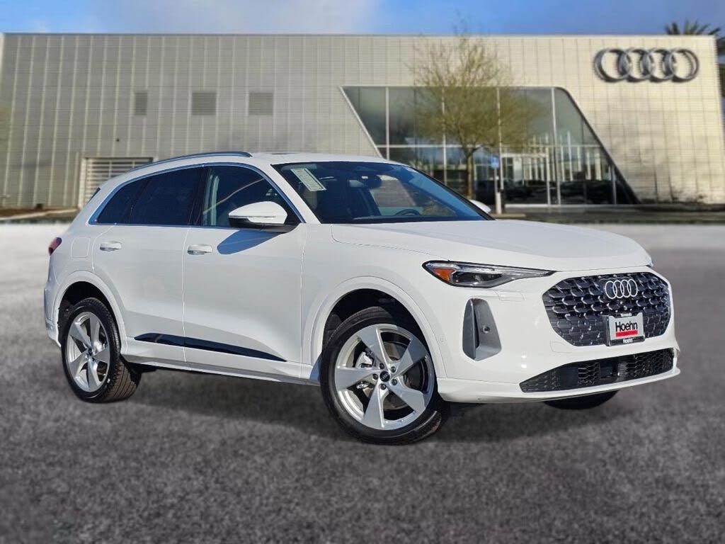 2025 Audi Q5 quattro Premium Plus 40 TFSI