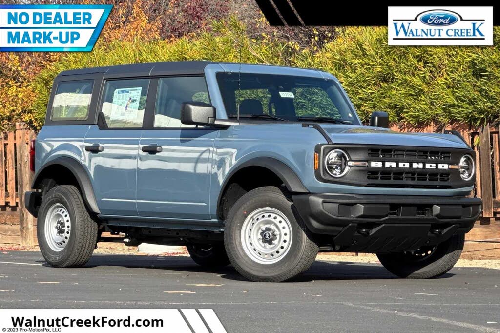 2025 Ford Bronco 4-Door 4WD